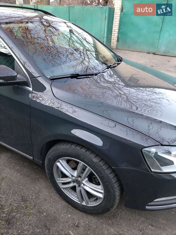 Универсал Volkswagen Passat 2012 в Хмельнике