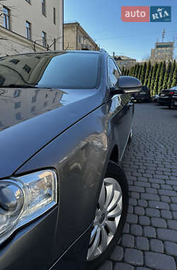 Универсал Volkswagen Passat 2006 в 