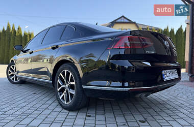 Седан Volkswagen Passat 2016 в 