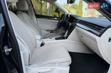 Седан Volkswagen Passat 2016 в 
