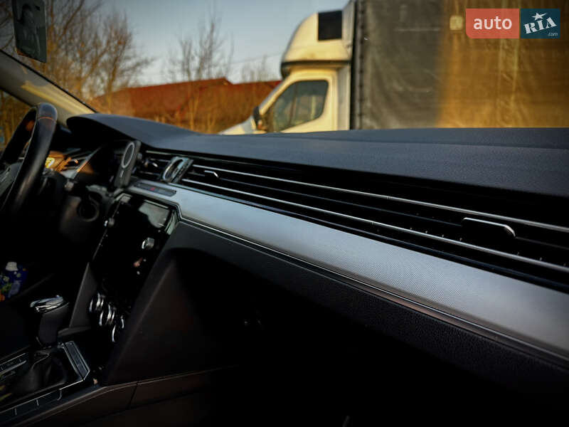 Универсал Volkswagen Passat 2019 в Самборе