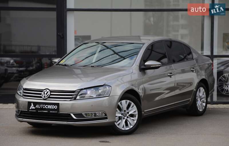 Седан Volkswagen Passat 2014 в 