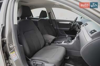 Седан Volkswagen Passat 2014 в 