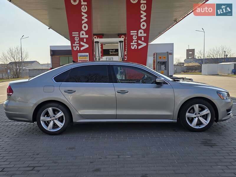 Седан Volkswagen Passat 2014 в Вінниці