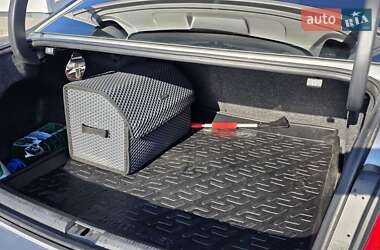 Седан Volkswagen Passat 2014 в 