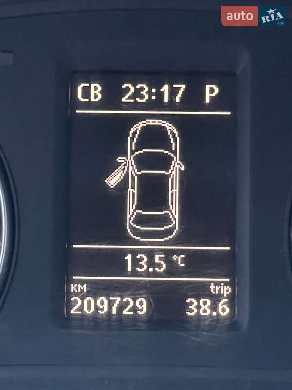 Седан Volkswagen Passat 2013 в Києві