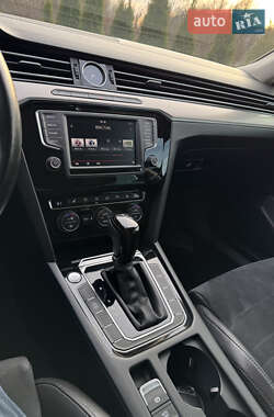 Універсал Volkswagen Passat 2015 в 