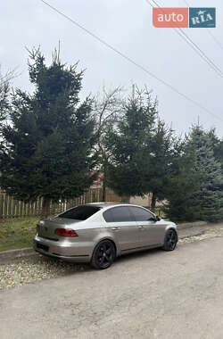Седан Volkswagen Passat 2012 в 