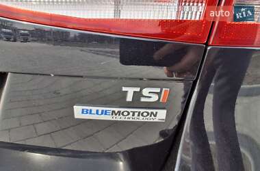 Универсал Volkswagen Passat 2012 в 