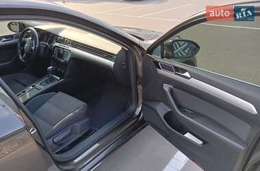 Универсал Volkswagen Passat 2015 в 