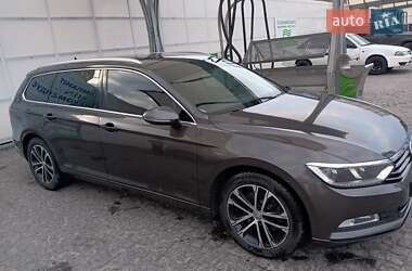 Универсал Volkswagen Passat 2015 в 