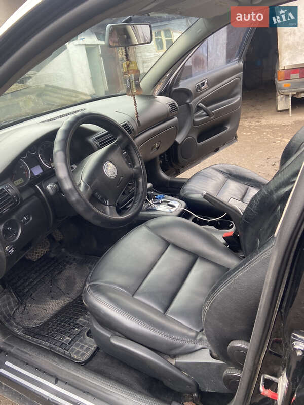 Седан Volkswagen Passat 2003 в Яворове