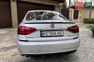 Седан Volkswagen Passat 2016 в 