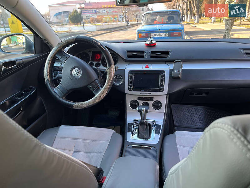 Універсал Volkswagen Passat 2008 в Чернівцях