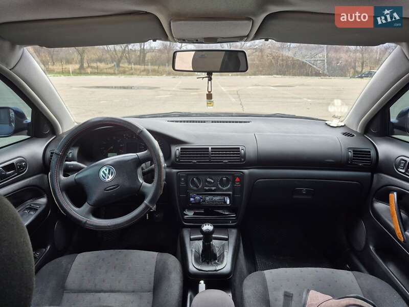 Седан Volkswagen Passat 1999 в Киеве фото 5 Седан Volkswagen Passat 1999 в Киеве