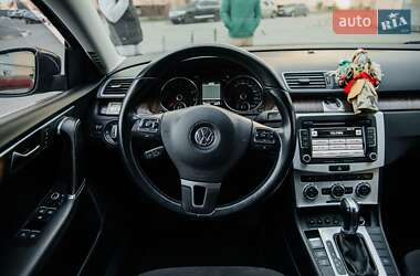 Седан Volkswagen Passat 2012 в 