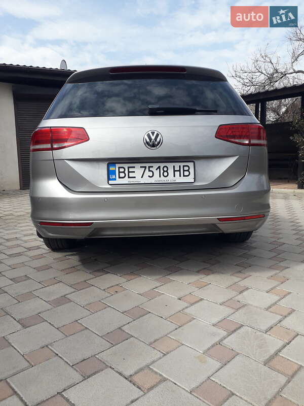 Універсал Volkswagen Passat 2015 в Миколаєві