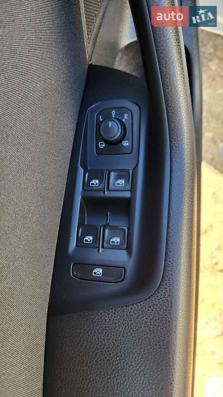 Универсал Volkswagen Passat 2017 в Косове фото 22 Универсал Volkswagen Passat 2017 в Косове