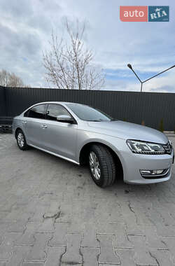 Седан Volkswagen Passat 2014 в 