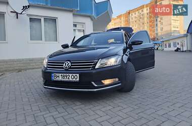 Универсал Volkswagen Passat 2012 в 