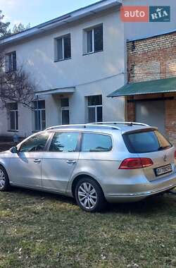 Универсал Volkswagen Passat 2011 в 