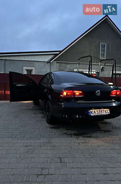 Седан Volkswagen Passat 2011 в 