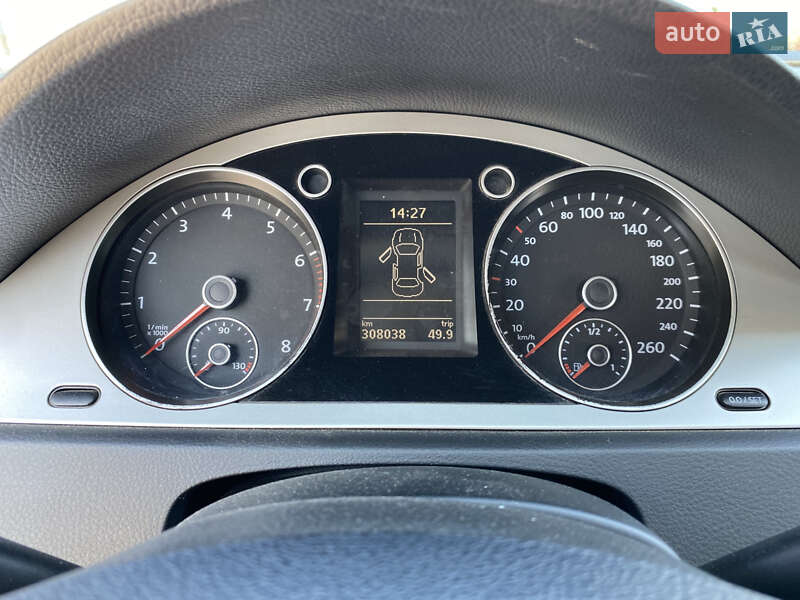 Универсал Volkswagen Passat 2008 в Львове