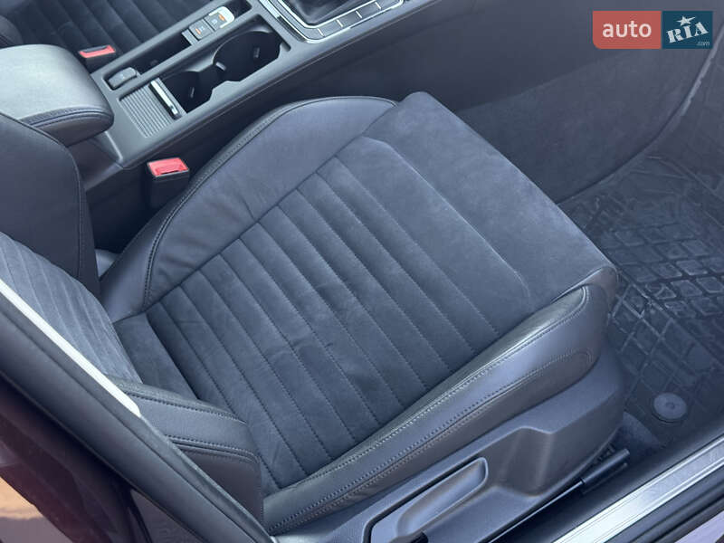 Універсал Volkswagen Passat 2016 в Тернополі
