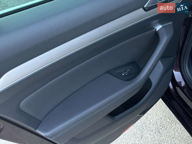 Універсал Volkswagen Passat 2016 в Тернополі