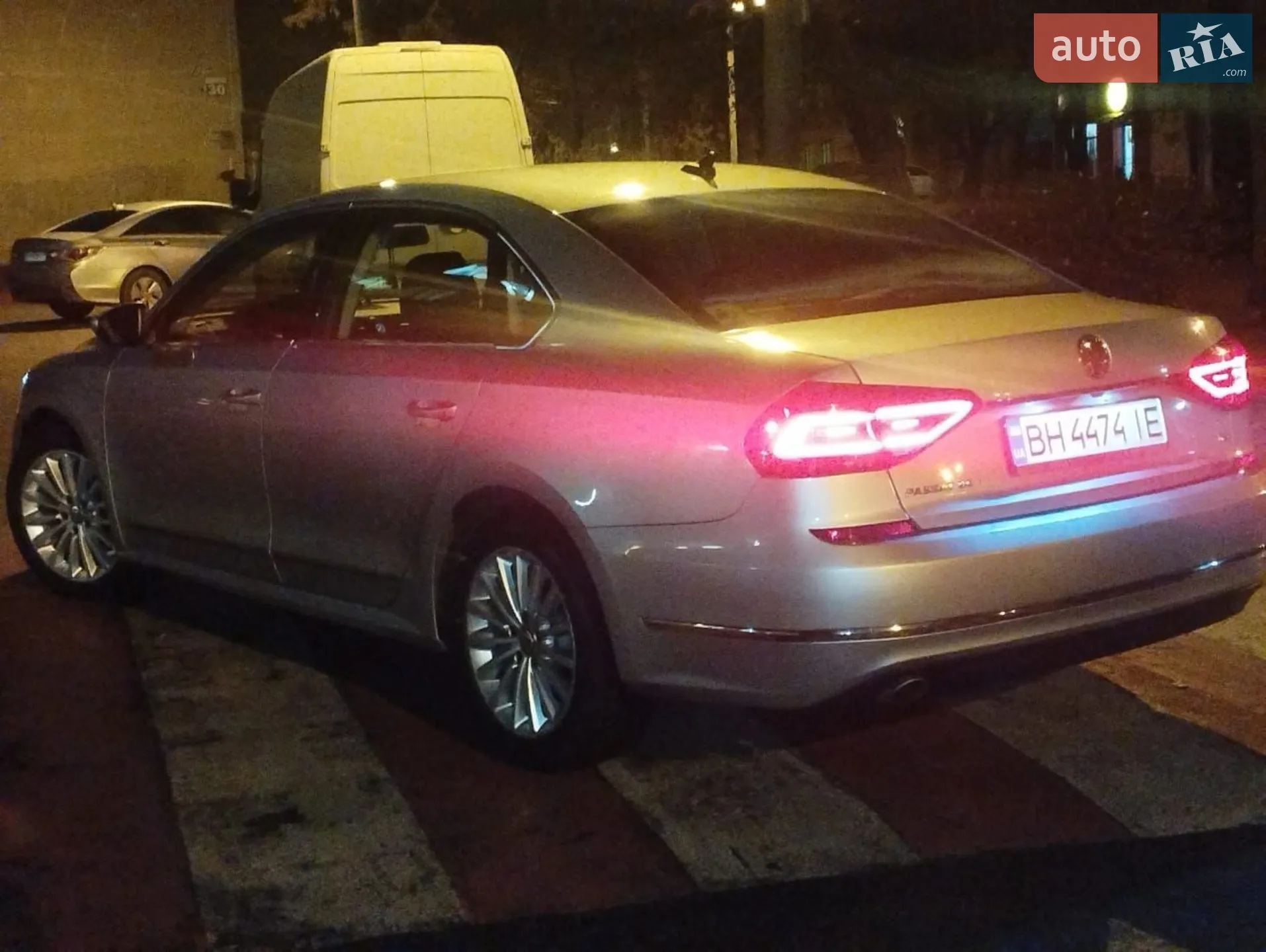 2016 Volkswagen Passat - мініатюра 3