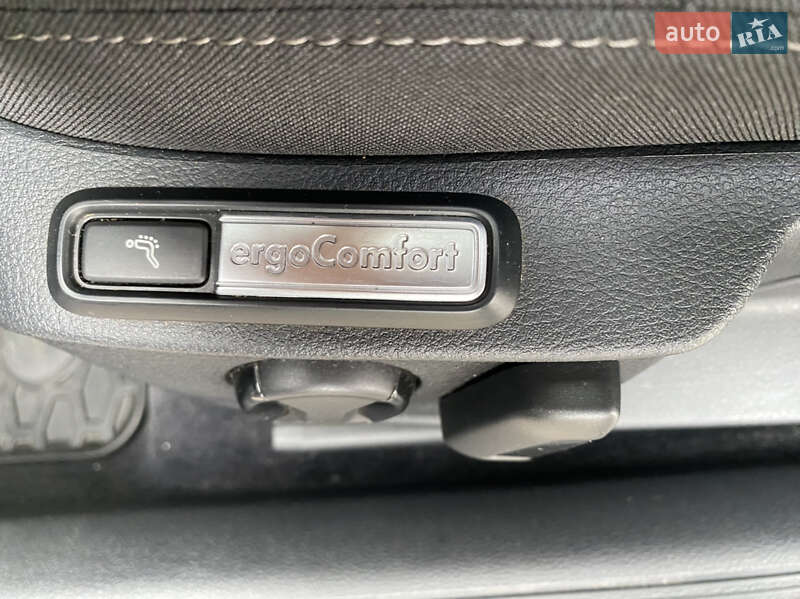 Универсал Volkswagen Passat 2018 в Мукачево