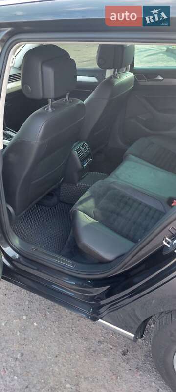 Универсал Volkswagen Passat 2017 в Вишневом