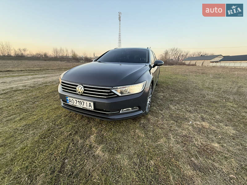 Универсал Volkswagen Passat 2015 в Хусте