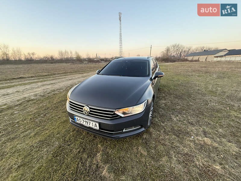 Универсал Volkswagen Passat 2015 в Хусте