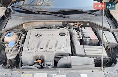 Седан Volkswagen Passat 2013 в 