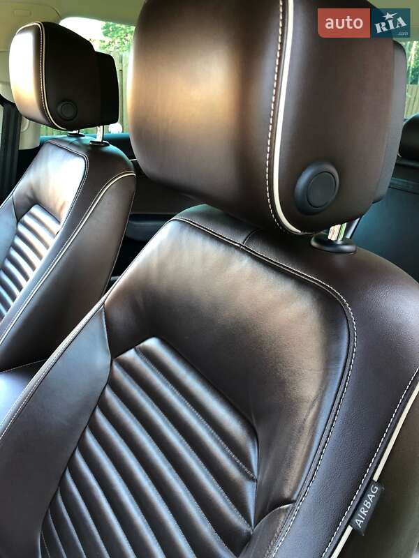 Седан Volkswagen Passat 2013 в Луцке
