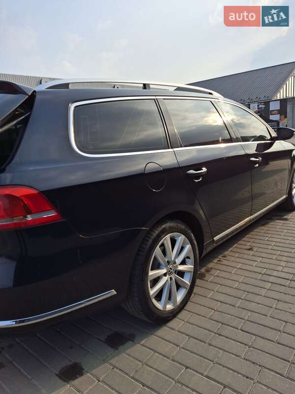 Универсал Volkswagen Passat 2011 в Львове