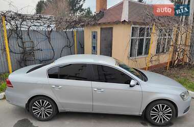 Седан Volkswagen Passat 2011 в 