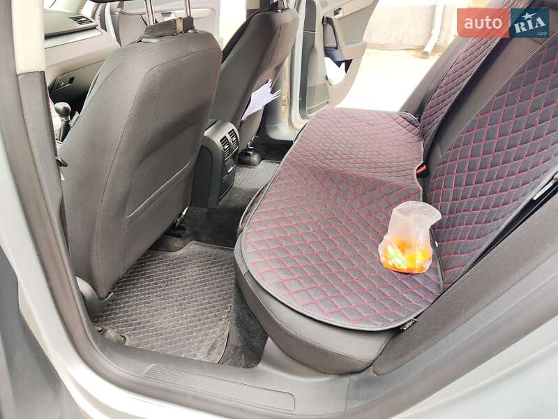 Седан Volkswagen Passat 2011 в Виннице