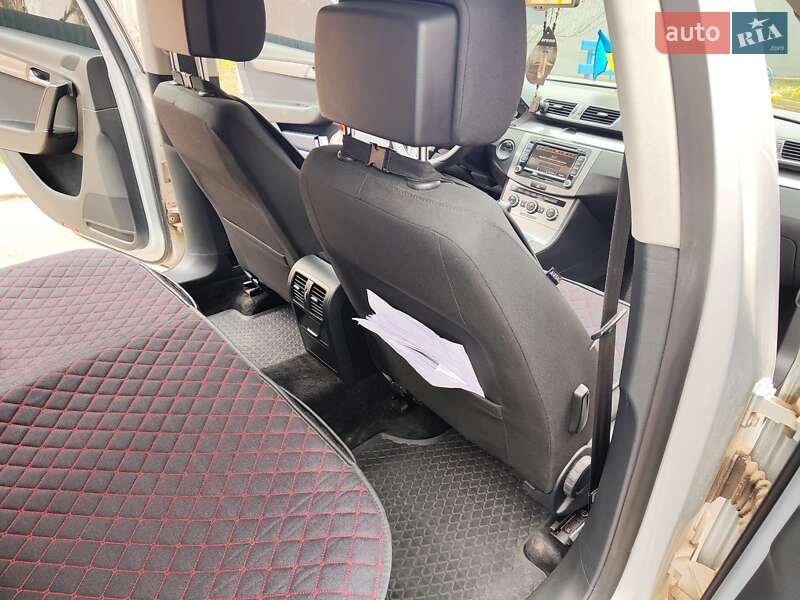 Седан Volkswagen Passat 2011 в Виннице