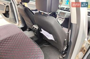 Седан Volkswagen Passat 2011 в 