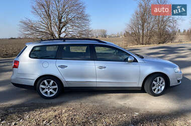 Универсал Volkswagen Passat 2010 в 