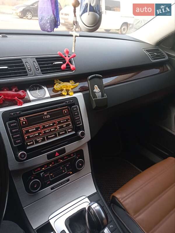 Универсал Volkswagen Passat 2011 в Львове