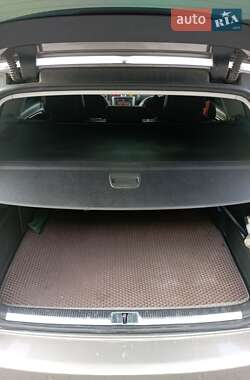 Универсал Volkswagen Passat 2011 в 