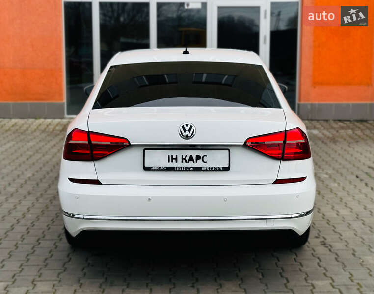 Седан Volkswagen Passat 2016 в Одессе