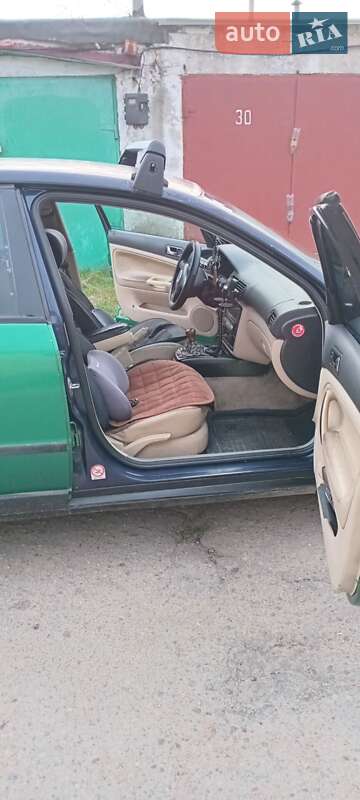Седан Volkswagen Passat 1997 в Николаеве