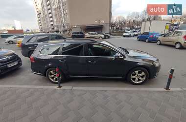 Універсал Volkswagen Passat 2012 в Броварах