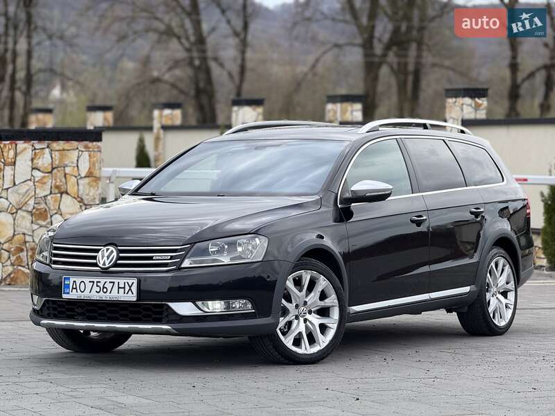 Универсал Volkswagen Passat 2012 в Хусте