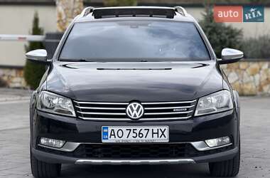 Универсал Volkswagen Passat 2012 в Хусте