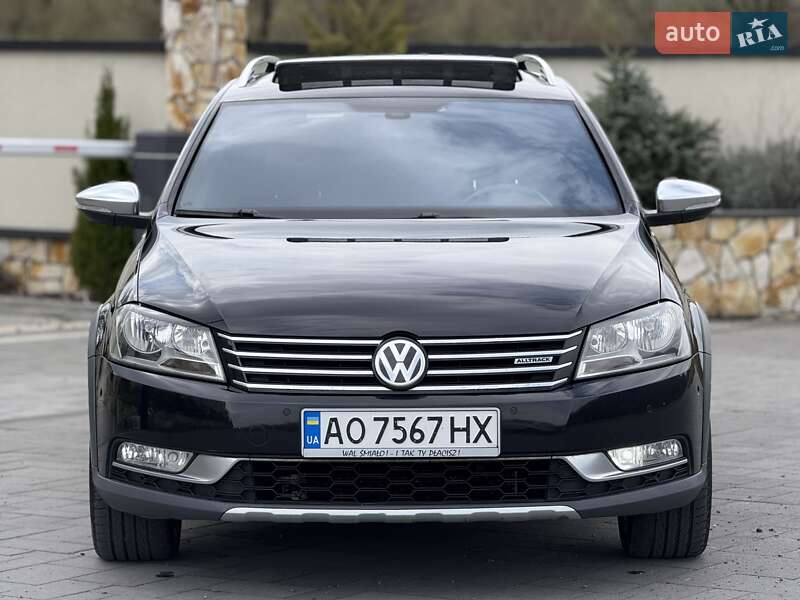 Универсал Volkswagen Passat 2012 в Хусте